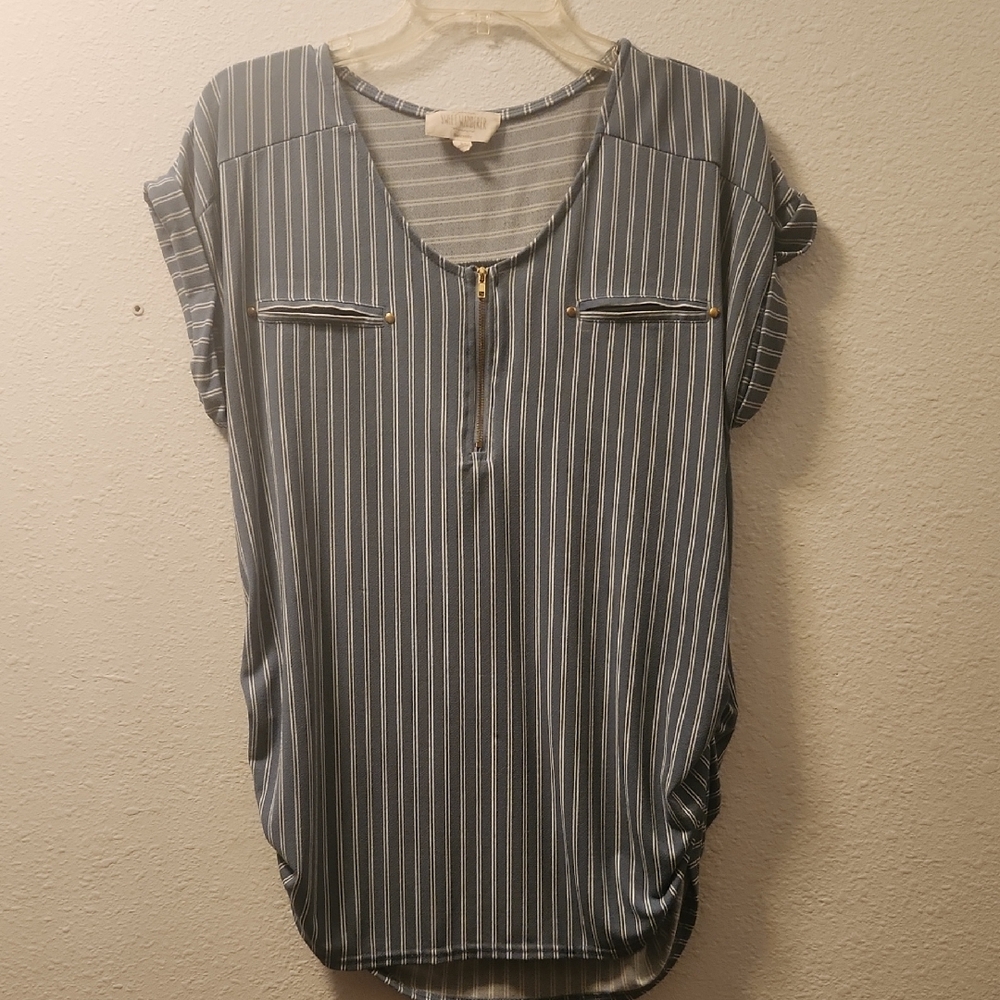 Gray Relaxed Blouse with Cuffed Sleeves